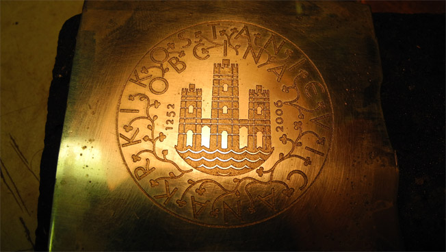 Županska veriga - grb Kostanjevice na Krki v srebrno ploščo, neočiščen in  neobdelan