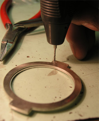 Županska veriga - označevanje vrtanje lukenj za srebrne paličice