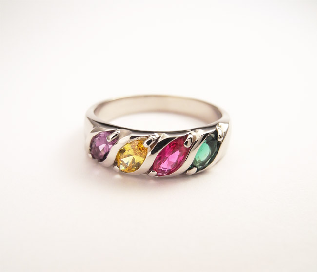 prstan materinski v belem zlatu ametist