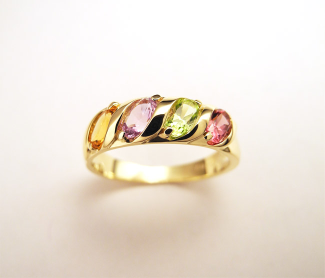 materinski prstan rodolit